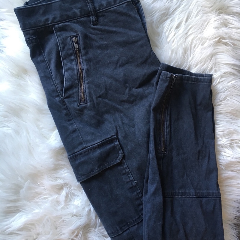 LOFT Super-Soft Heathered Cargo Pants